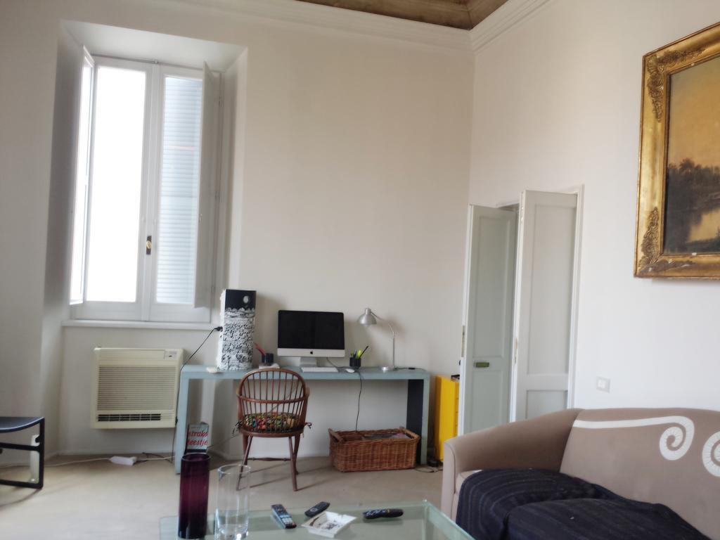Argentina Suites Inn โรม ภายนอก รูปภาพ