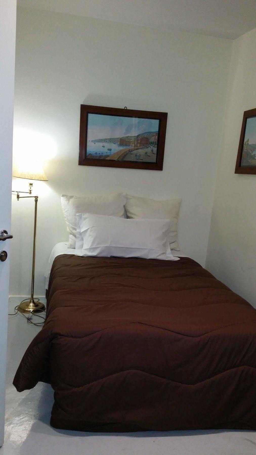 Argentina Suites Inn โรม ภายนอก รูปภาพ